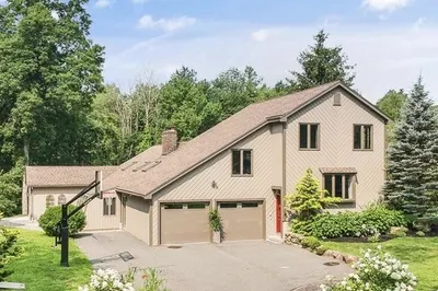 7 Belle Isle Way 1