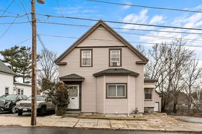 35 Adams Street