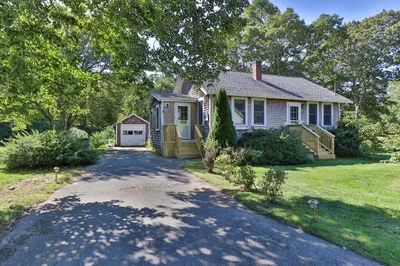 56 John Ewer Rd 1