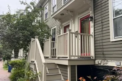 105 Pleasant St #105 1