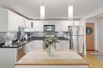 44 Lafayette Ave #503