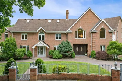 90 Mountwood Road 1
