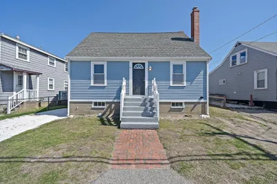 706 Ocean St
