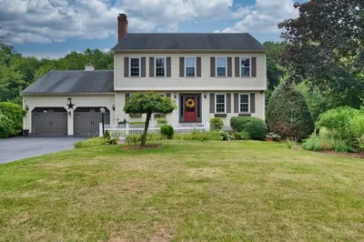 23 Southpark Ln 1