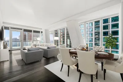 150 Seaport Blvd #10G