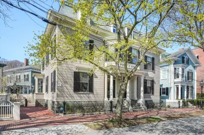 46 Chestnut St 1