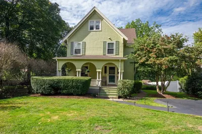 136 Sylvester Ave