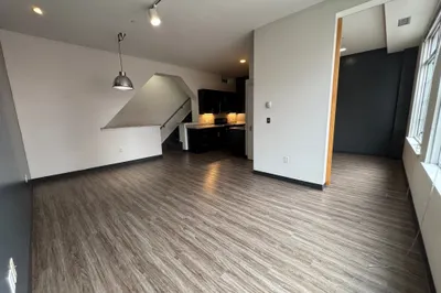 160 East Berkeley St #501 1