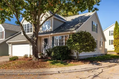 15 Windemere Ln #10 1