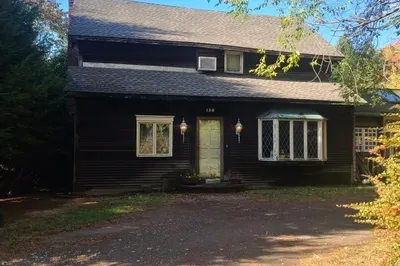 138 Meadowbrook Rd 1