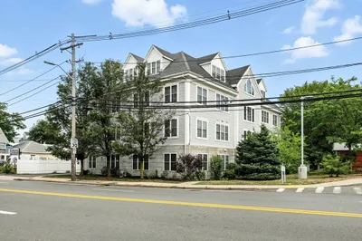 103 Elliott St #9 1