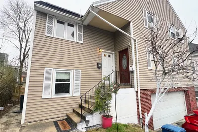 11 Grove St #11