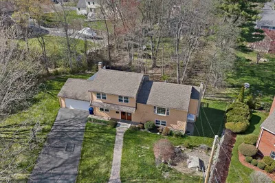 84 Poulos Rd