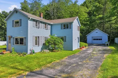 151 Narrows Rd