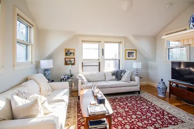 124 Winthrop St #7