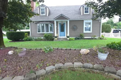 417 River Rd 1