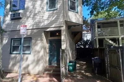 153 Spring St #1