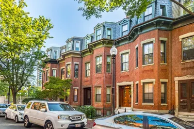 25 Worthington Street #2