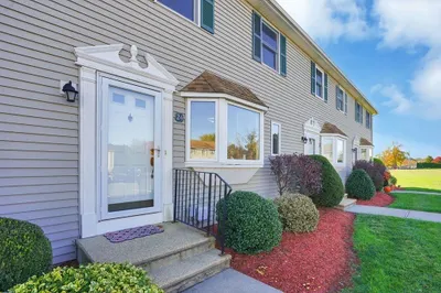 55 Pleasant St #24 1