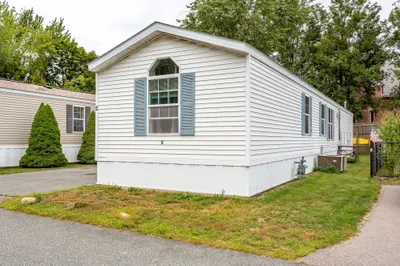 27 Smith St #2 1