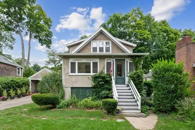 103 Leonard St 1