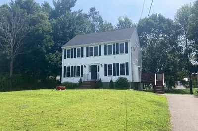 41 Doris Ave