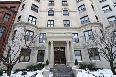 382 Comm Ave #51