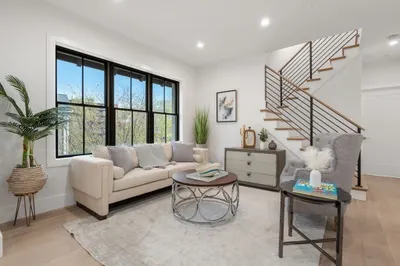 14 Shailer St #1