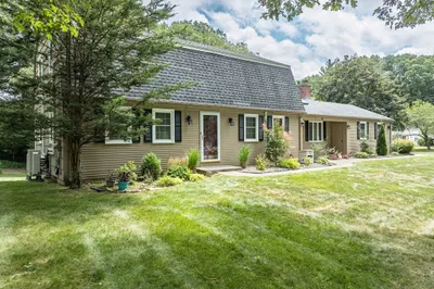 16 Tall Timber Dr 1