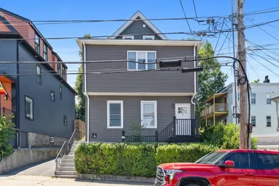 47 Metropolitan Ave #1