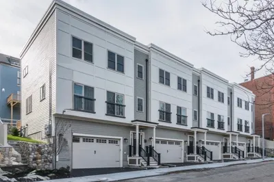 35 Lambert St #35