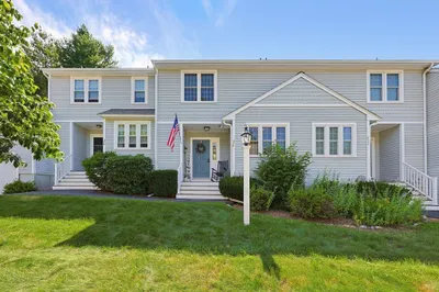 212 Laurelwood Dr #212 1