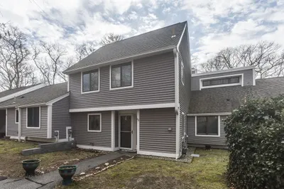 12 Woodrise Rd #12 1
