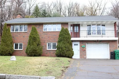 27 Old Chicopee St