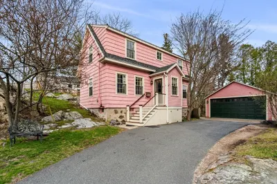 16 Waldron Court