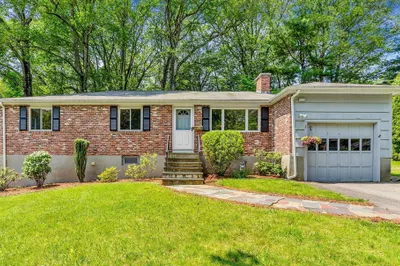 10 Westview Rd