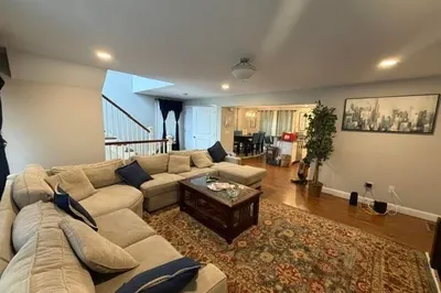 21 Burncoat Heights 1