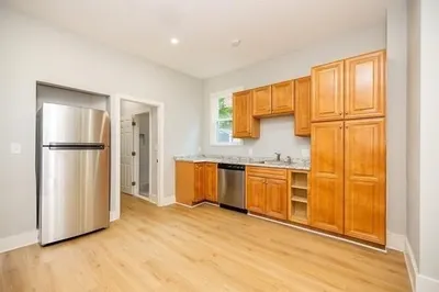 10 Jerome St #1 1