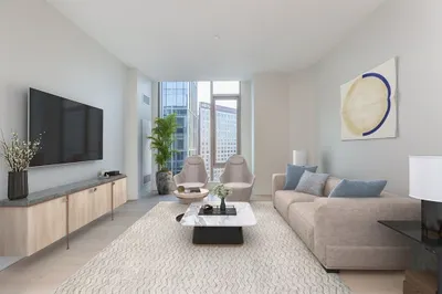 133 Seaport Blvd #1817