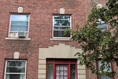 260 Aspinwall Ave