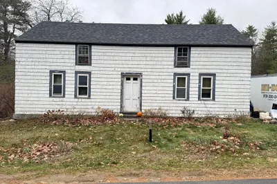 163 Bridge St 1