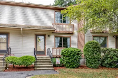 489 Turnpike St #7-2 1