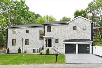18 Longwood Avenue 1