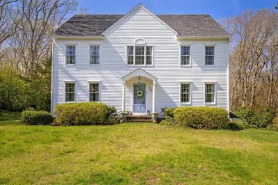 10 Old Farm Ln 1