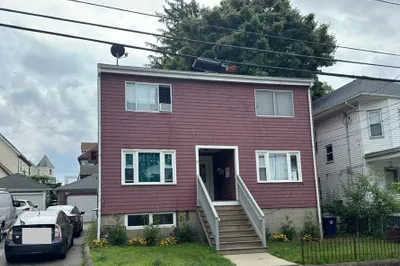 59 Swan St #2L