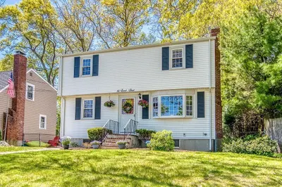 15 Locust Street 1