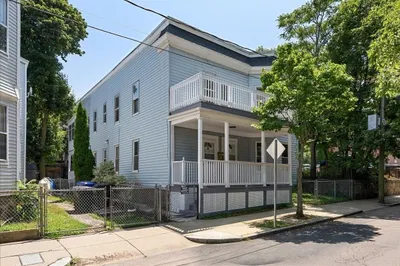 40-42 Coleman St 1