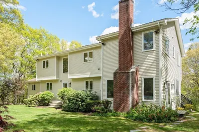 9 Arrowhead Ln 1