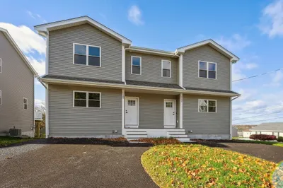 110 Stowe St #110 1