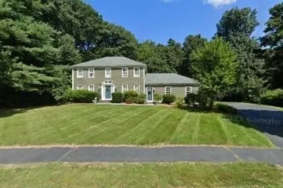 10 Lamplighter Drive 1